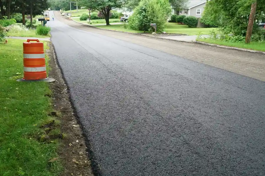 Preventing Cracks With Timely Asphalt Paving Laurel, DE Preventing Cracks With Timely Asphalt Paving Laurel, DE
